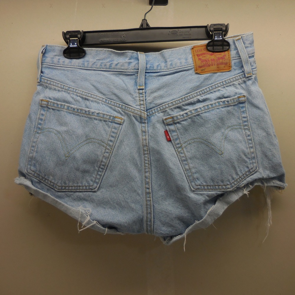 Levis 501 Original Light Wash Distressed Denim Cutoff Shorts Womens 30